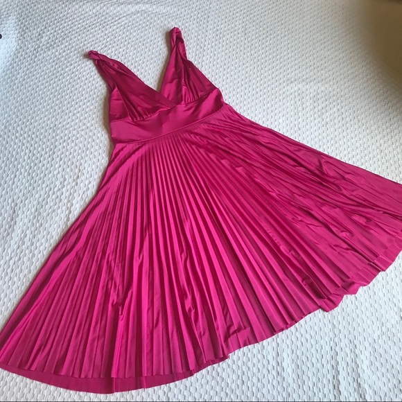 Soprano Twist Strap Accordian Style Pleated Dress - Picture 8 of 8